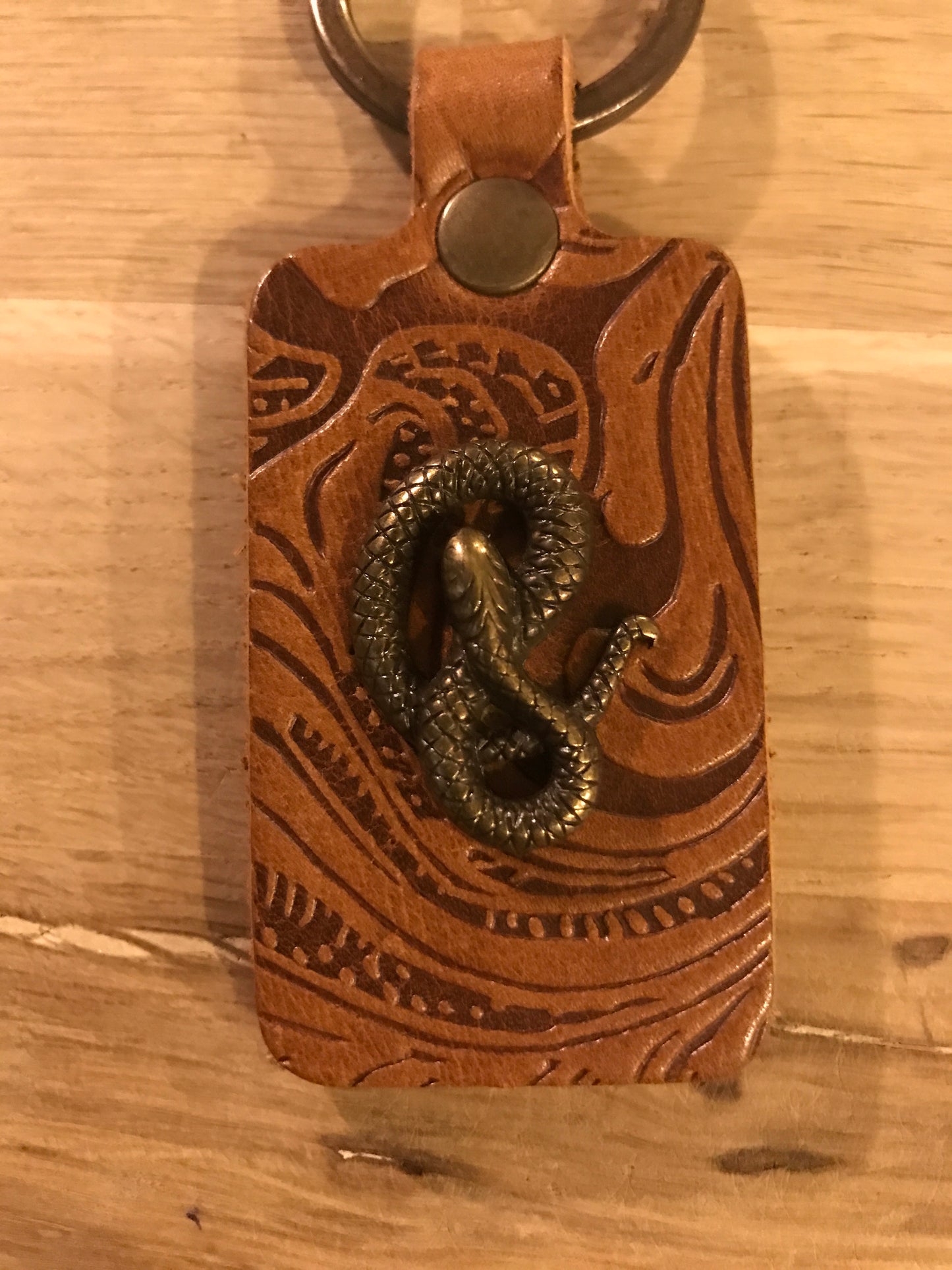 Porte clés en cuir marron cognac YOLETE
