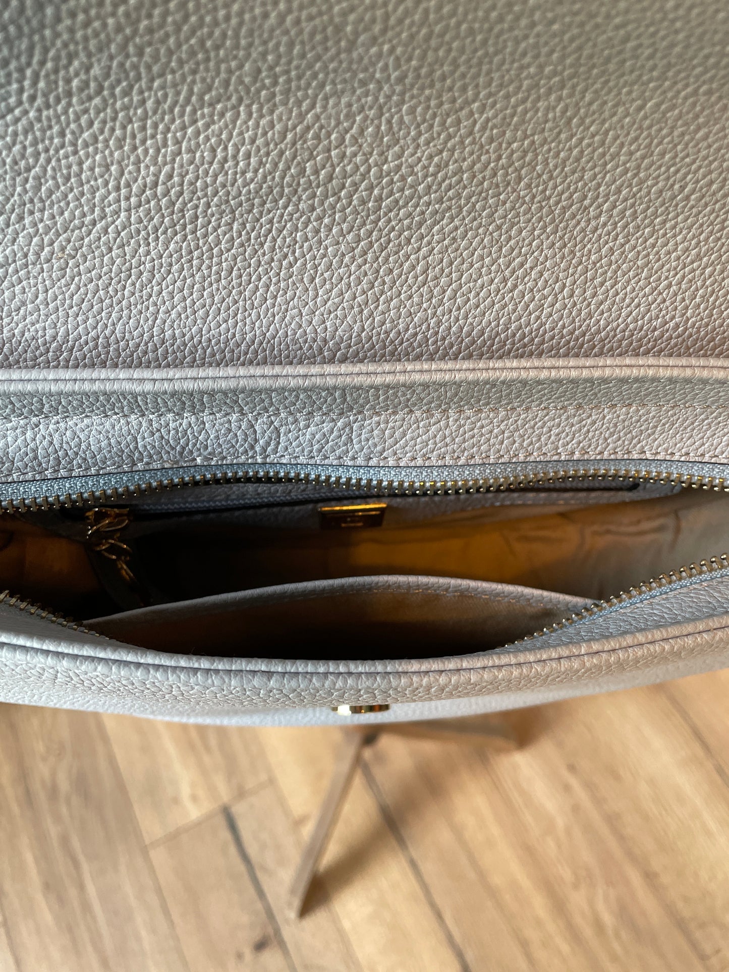 Sac bandoulière en cuir Tradition coloris azur - Étrier