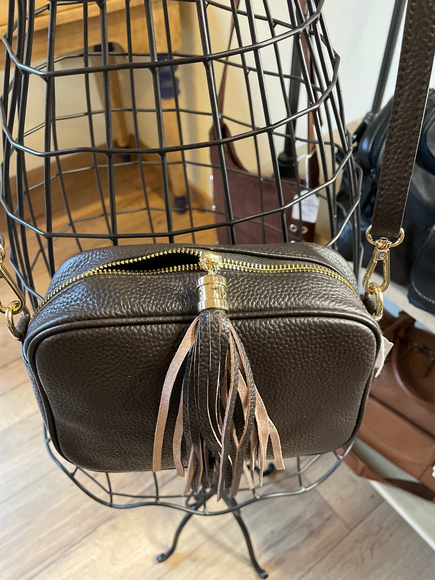 Sac Milena en cuir grainé Chocolat  format caméra (S)