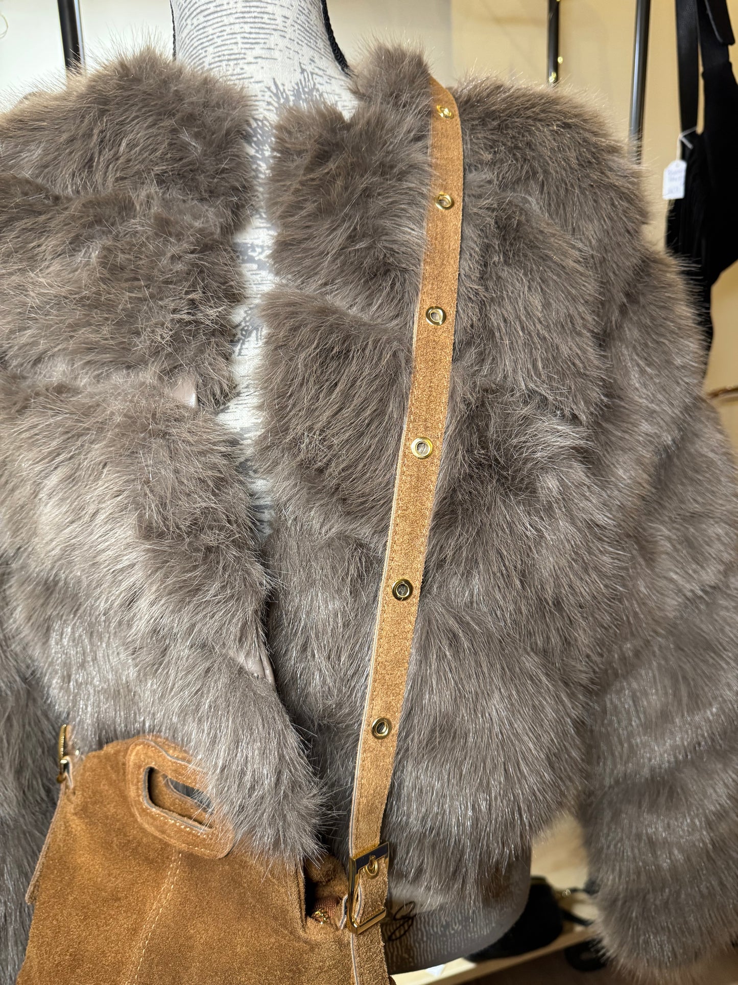 Sac Manon en daim et franges coloris cognac