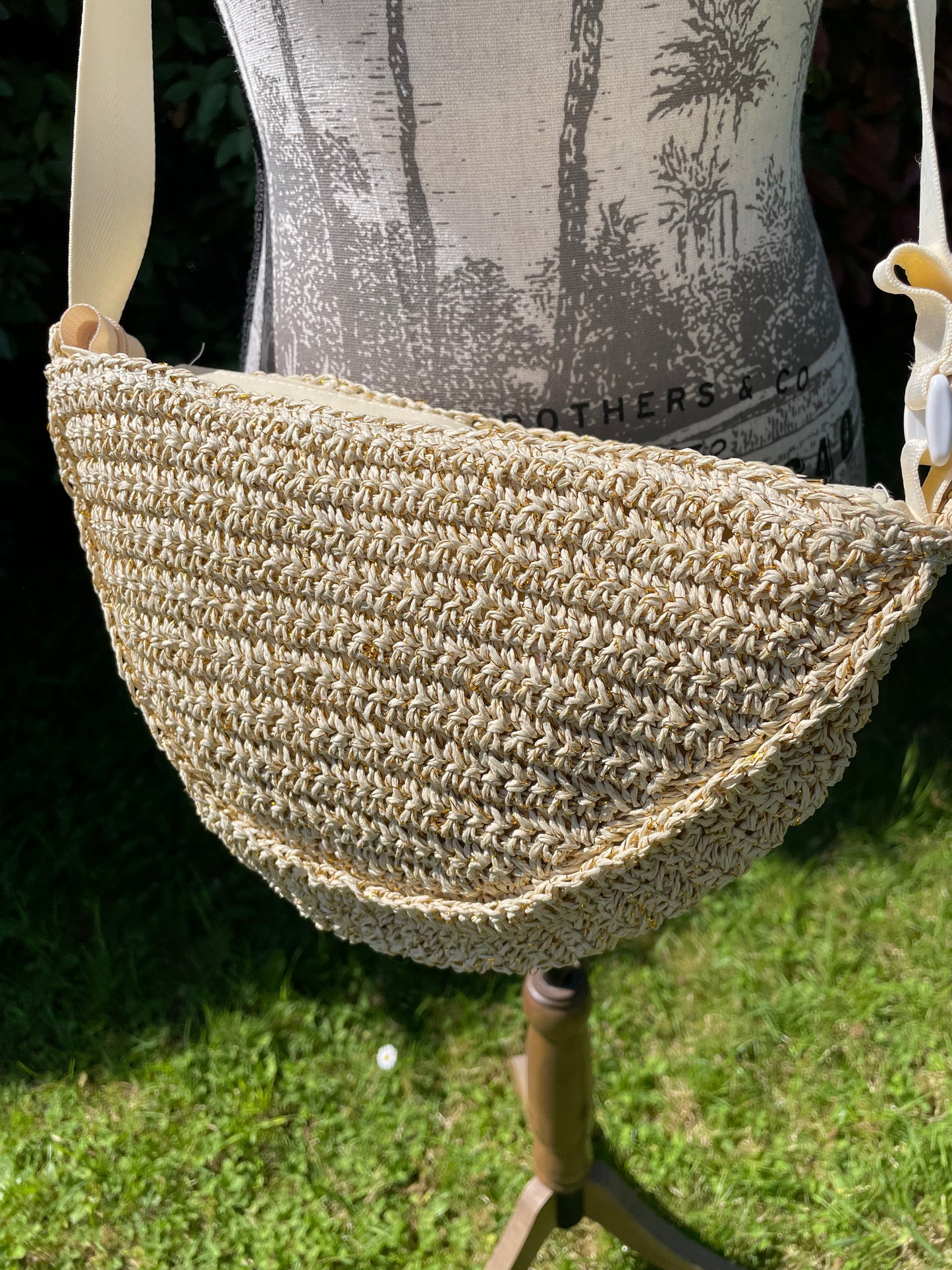 Banane demi lune tressée ROMY beige