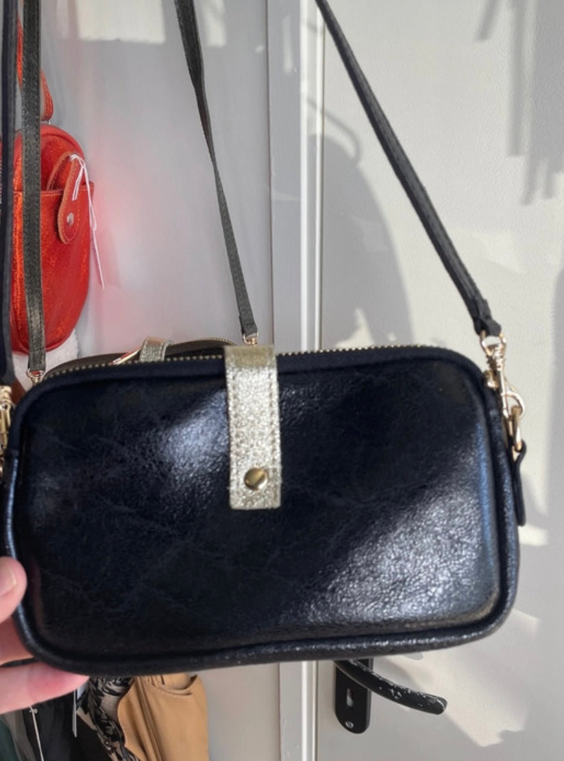 Porte téléphone en cuir noir et doré