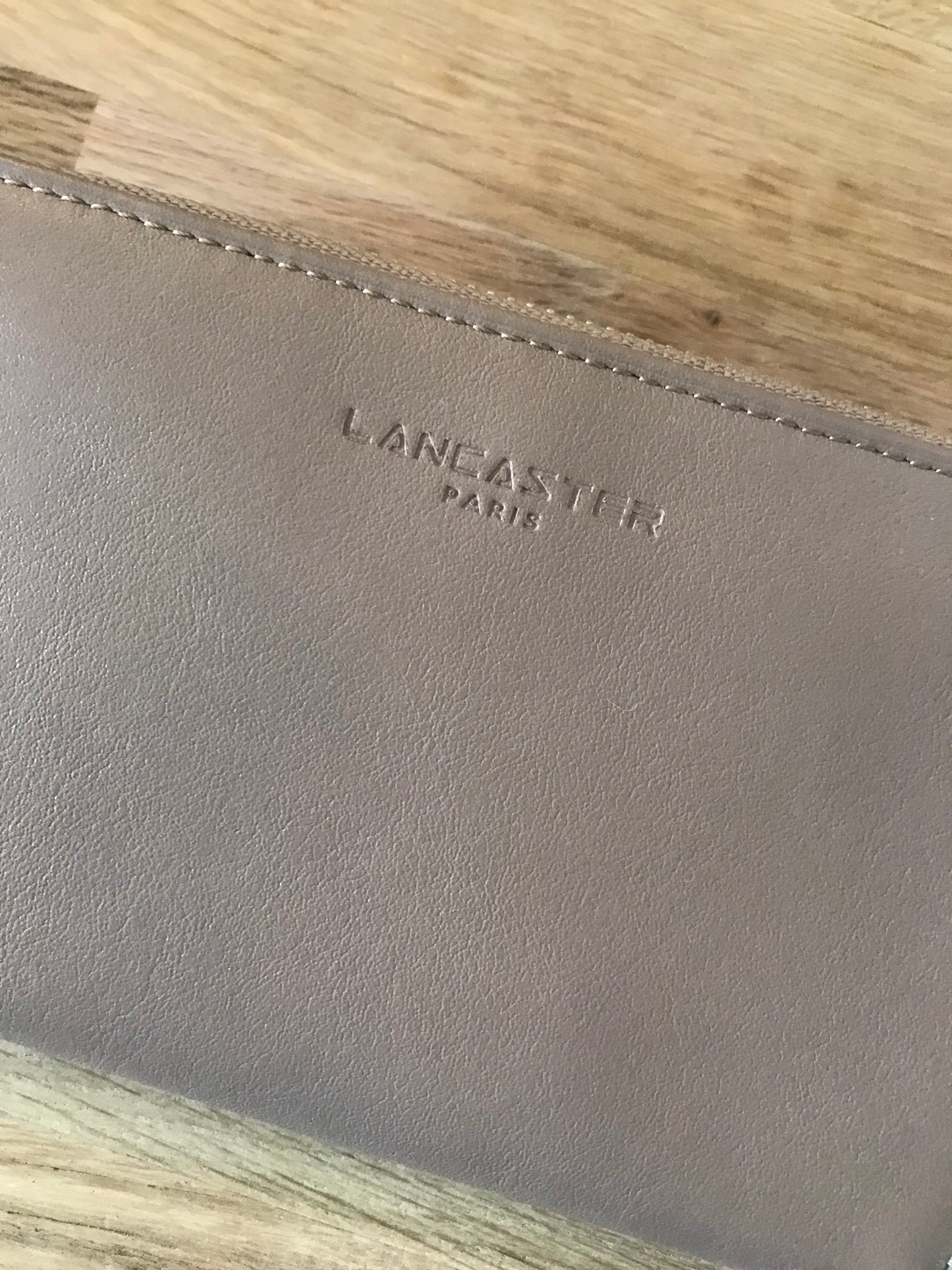 Portefeuille en cuir lisse Paris PM de LANCASTER