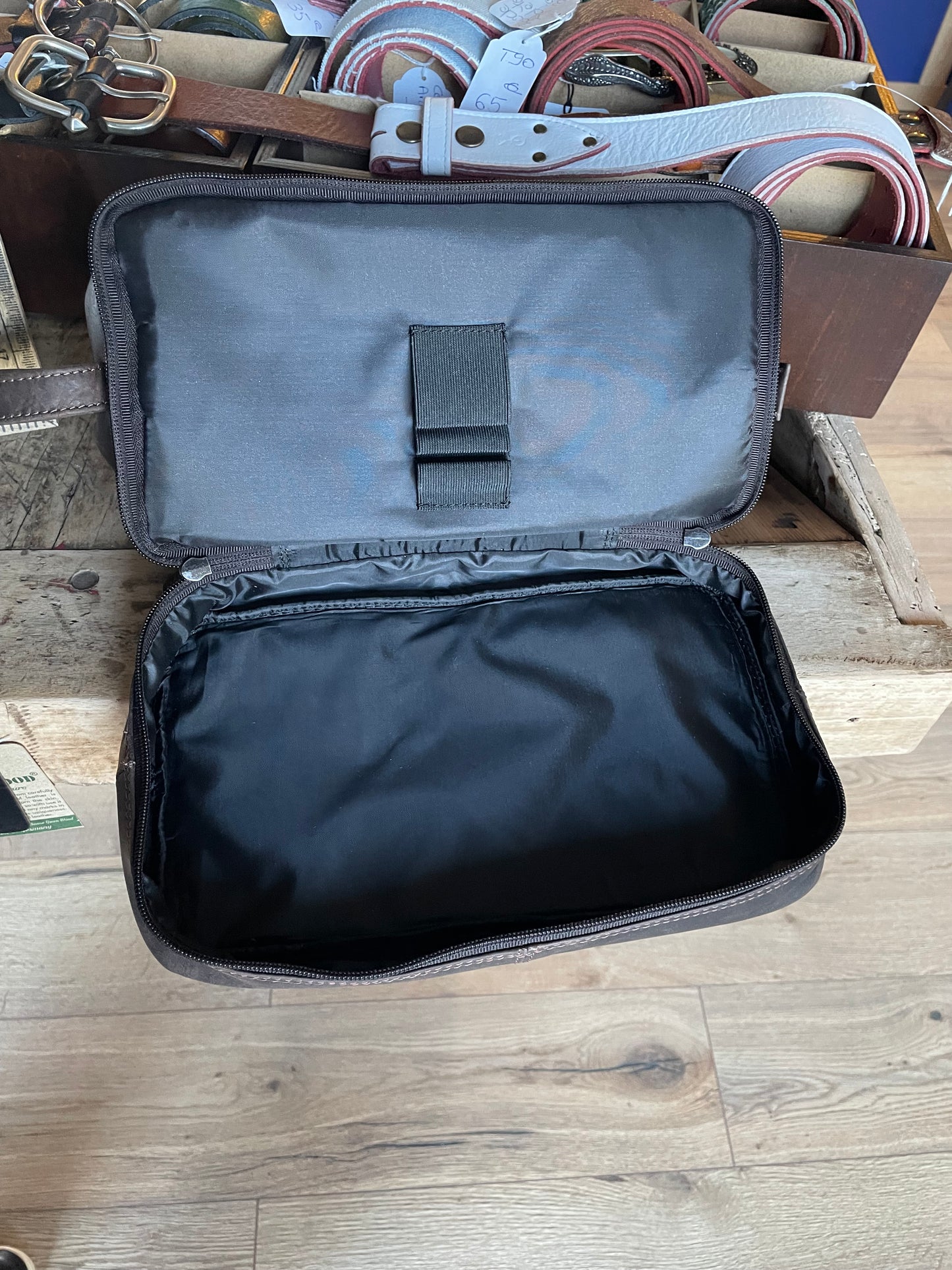 Trousse de toilette en cuir vintage brun - Green Wood
