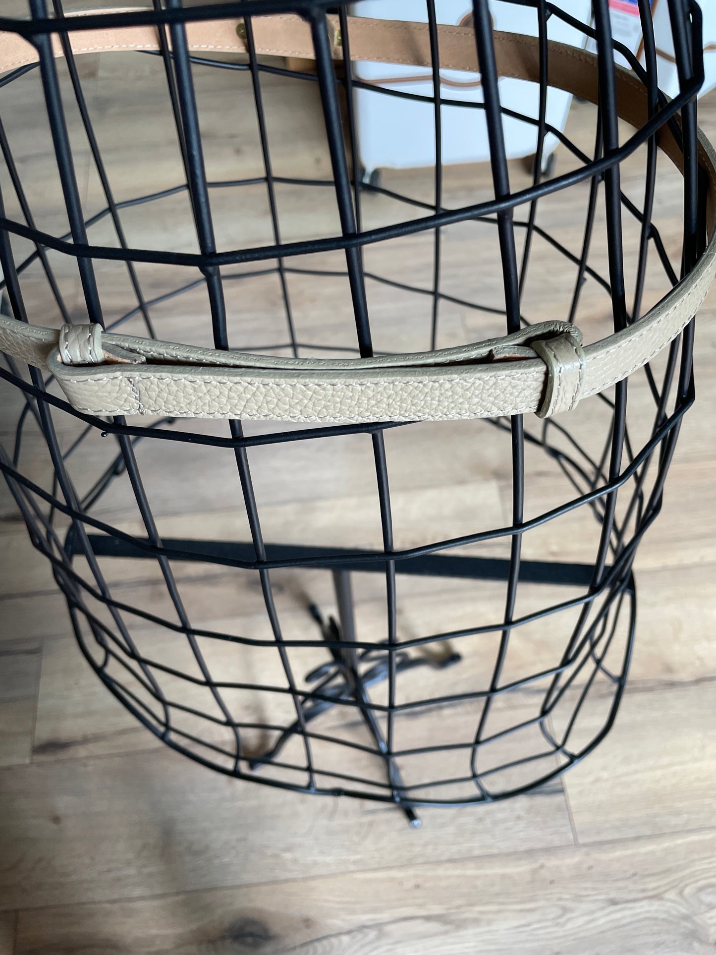 Ceinture Hanna en cuir grainé coloris taupe