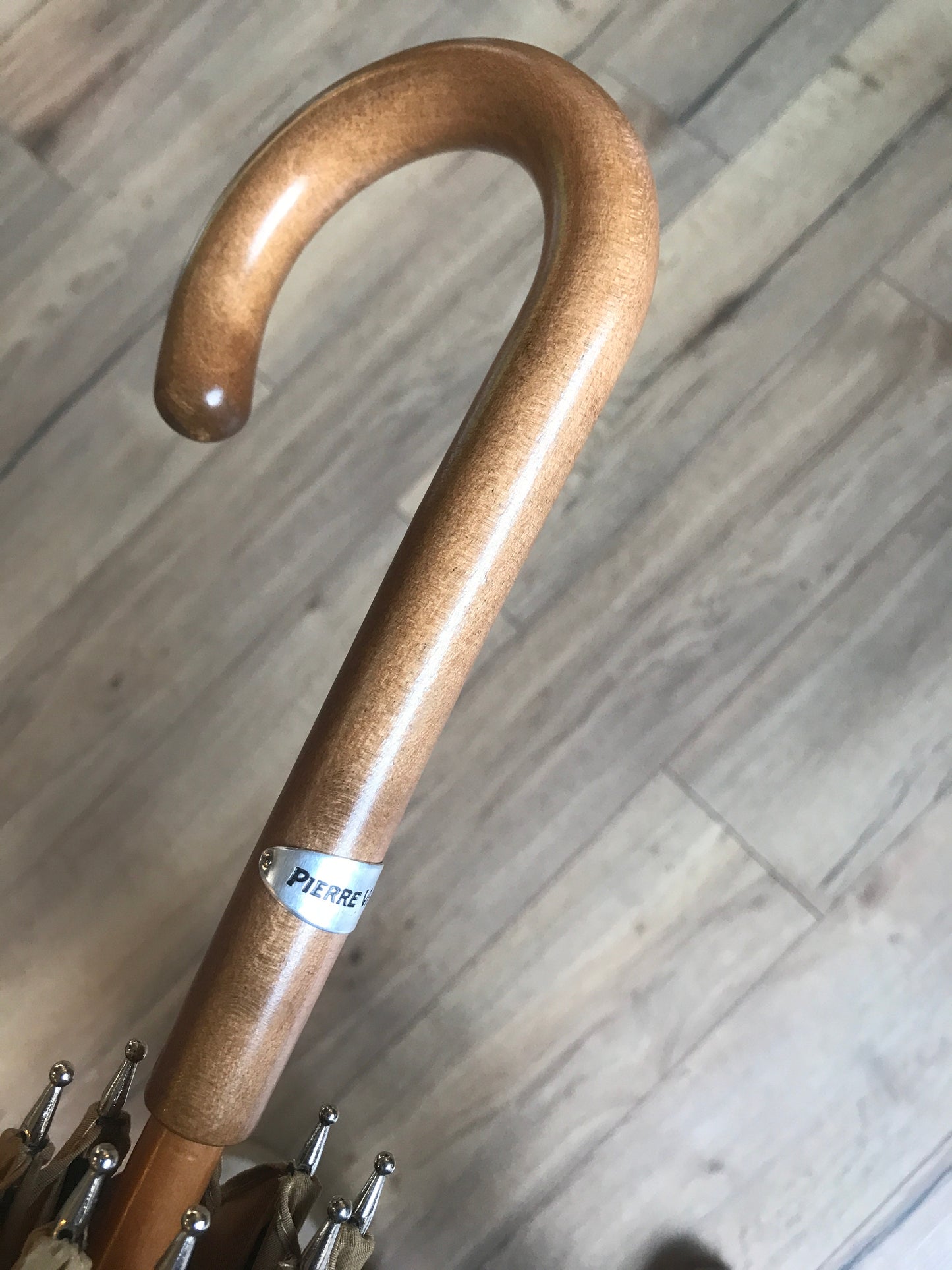 Parapluie long manuel miel Pierre Vaux
