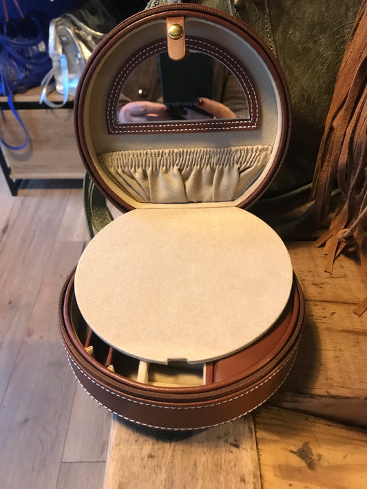 Coffret à bijoux en cuir brun