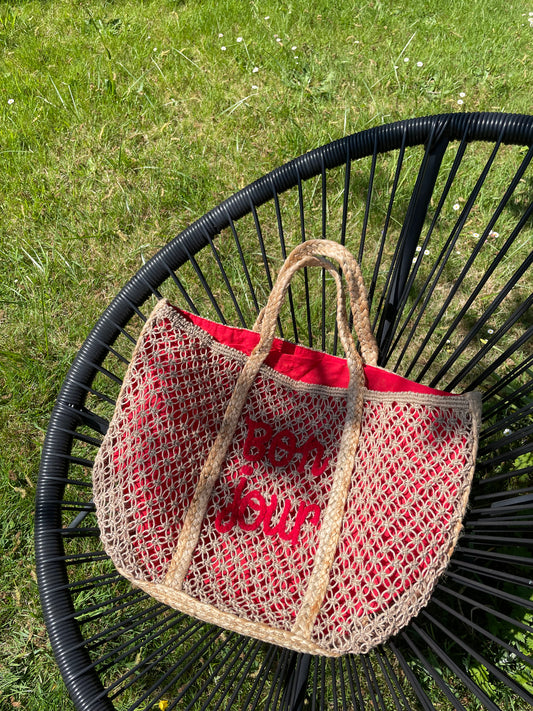 Panier en jute rouge avec message « Bon jour »
