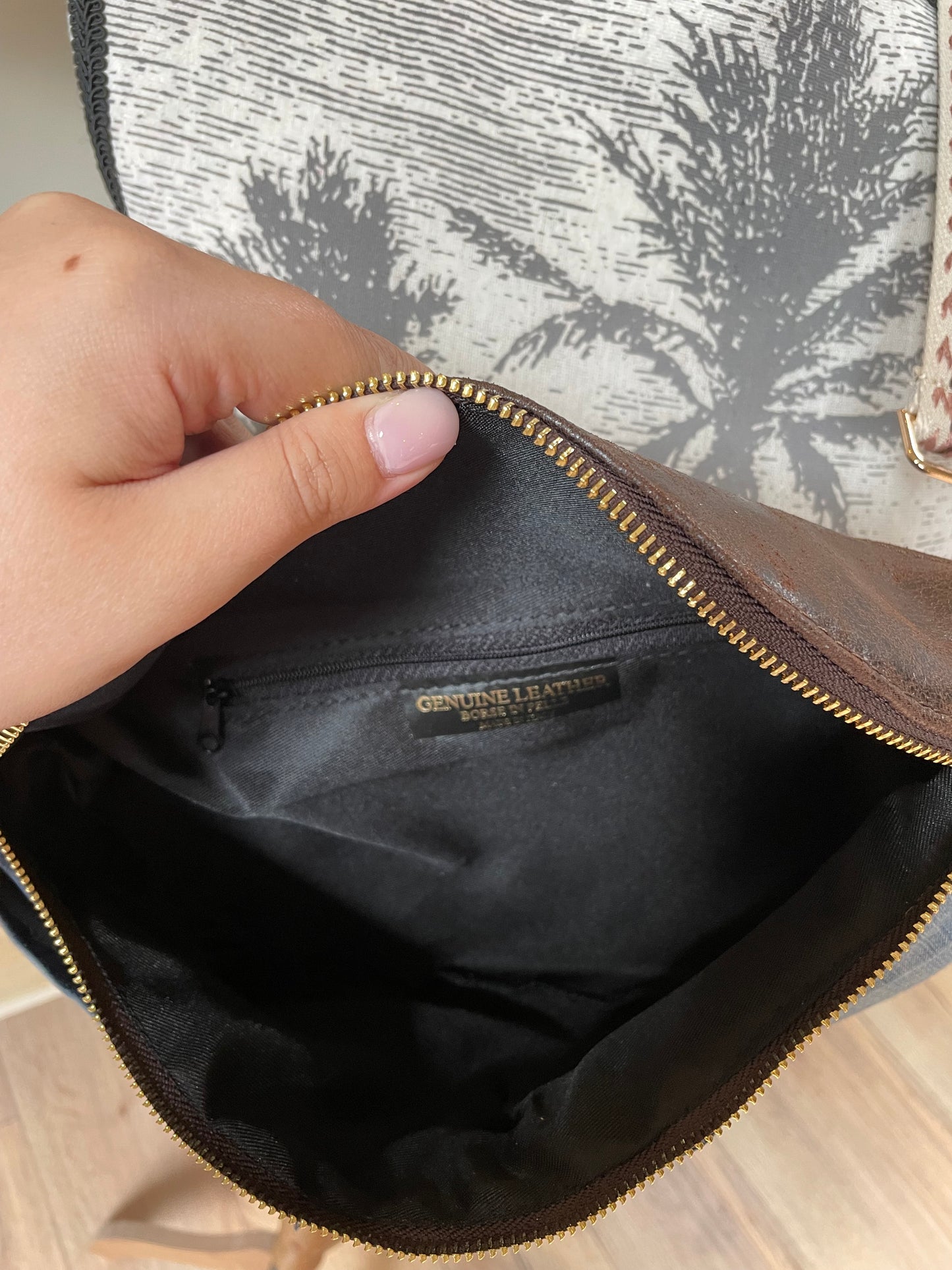 Banane XL en jean et cuir (Romane)