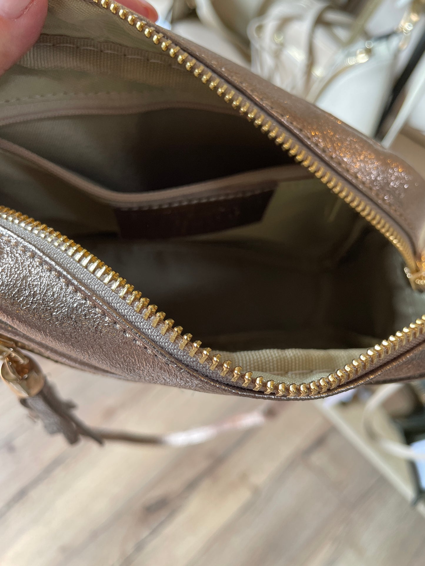 Sac SACHA en cuir irisé bronze