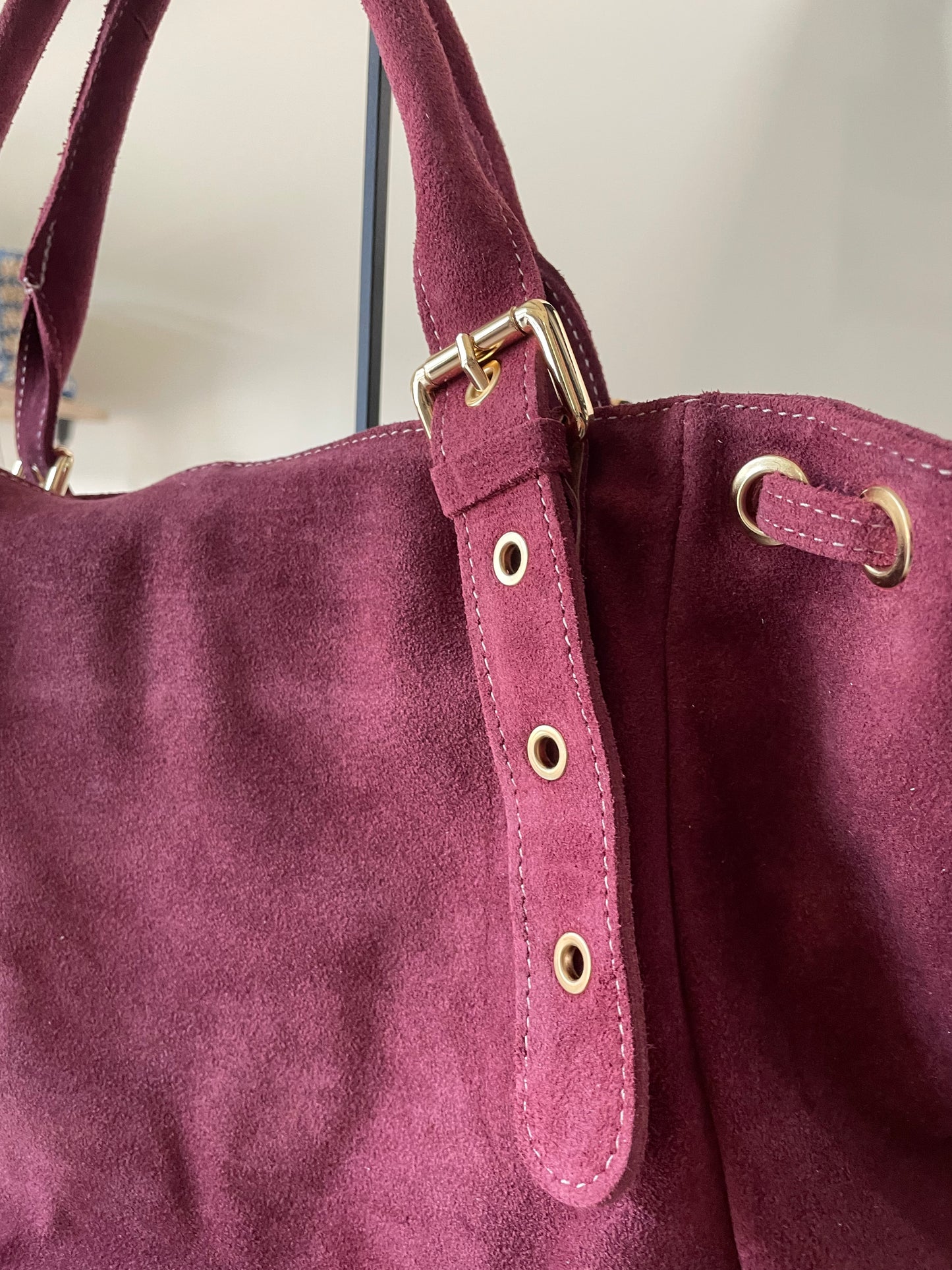 Sac Carla en cuir suédé (coloris bordeaux)