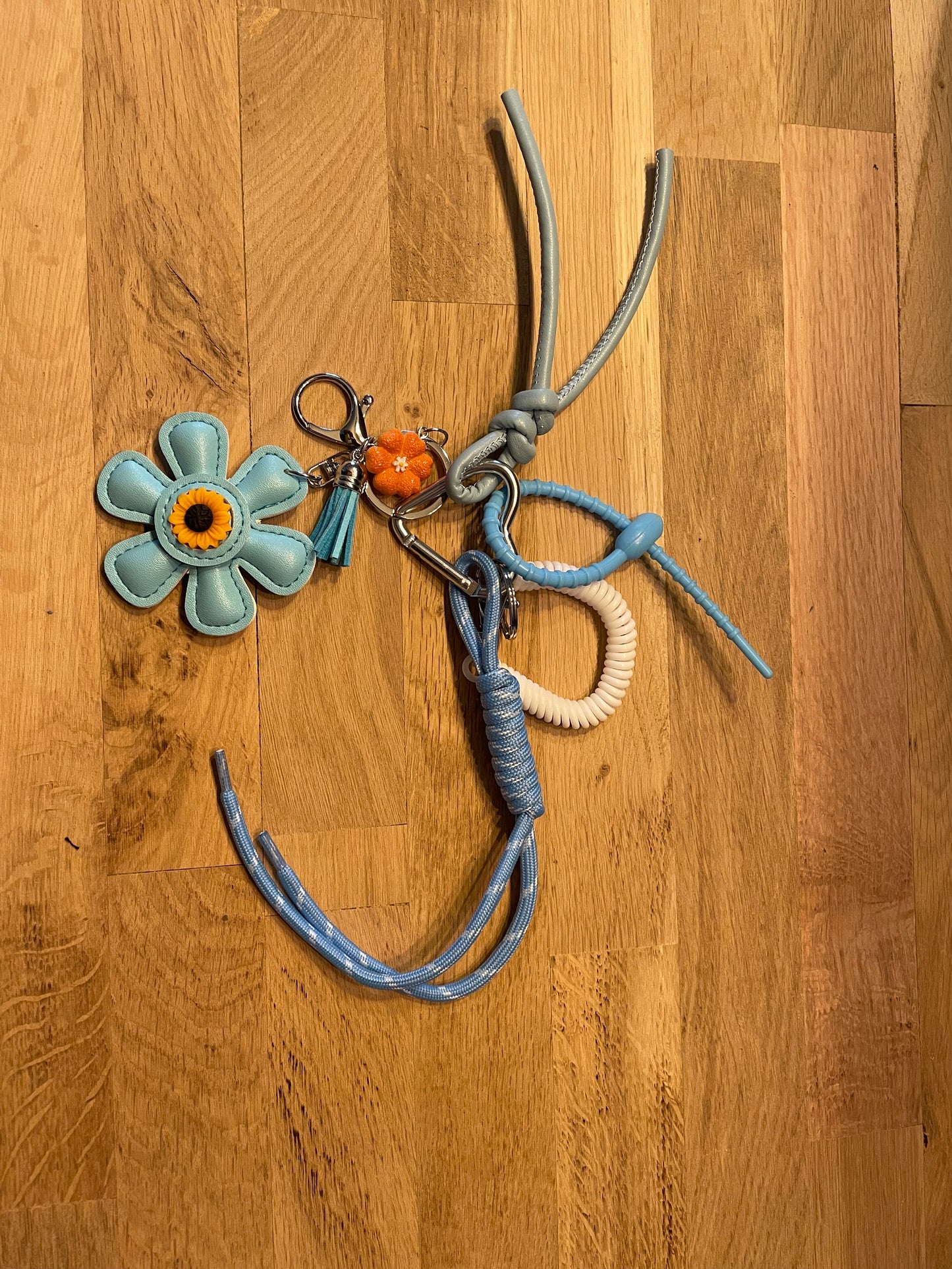 Bijou de sac Fleur bleue