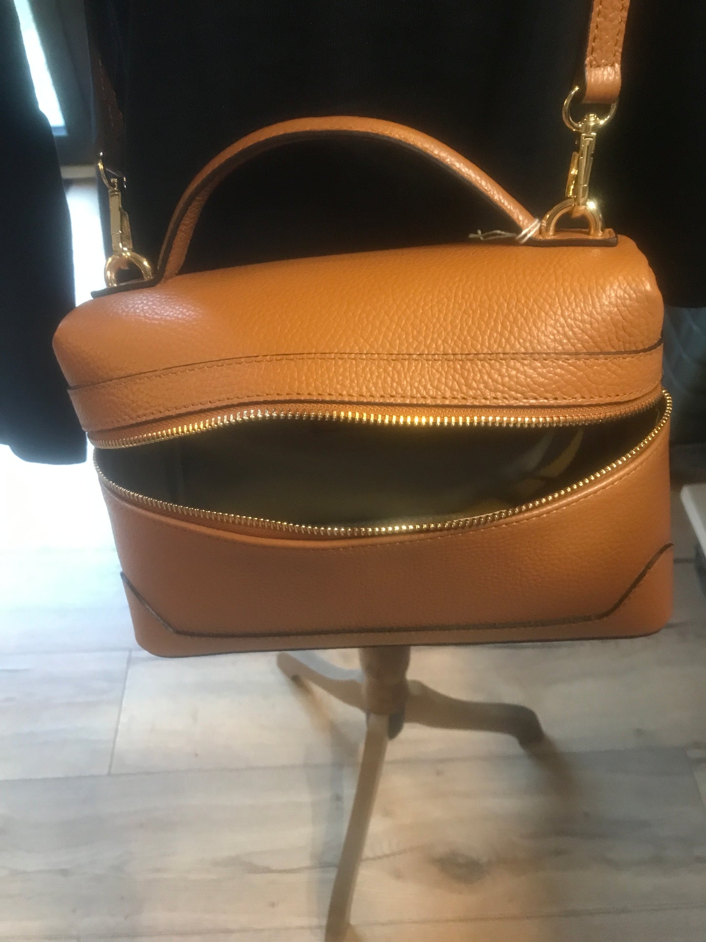 Sac Vanity en cuir camel - Vita