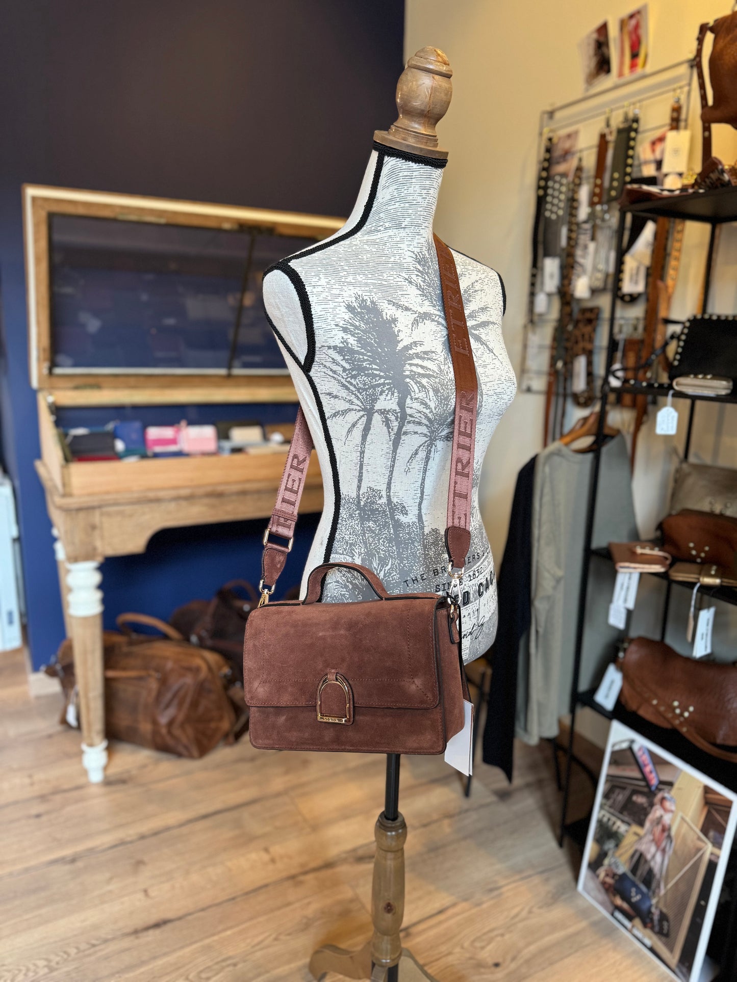 Sac bandoulière M Altesse suede