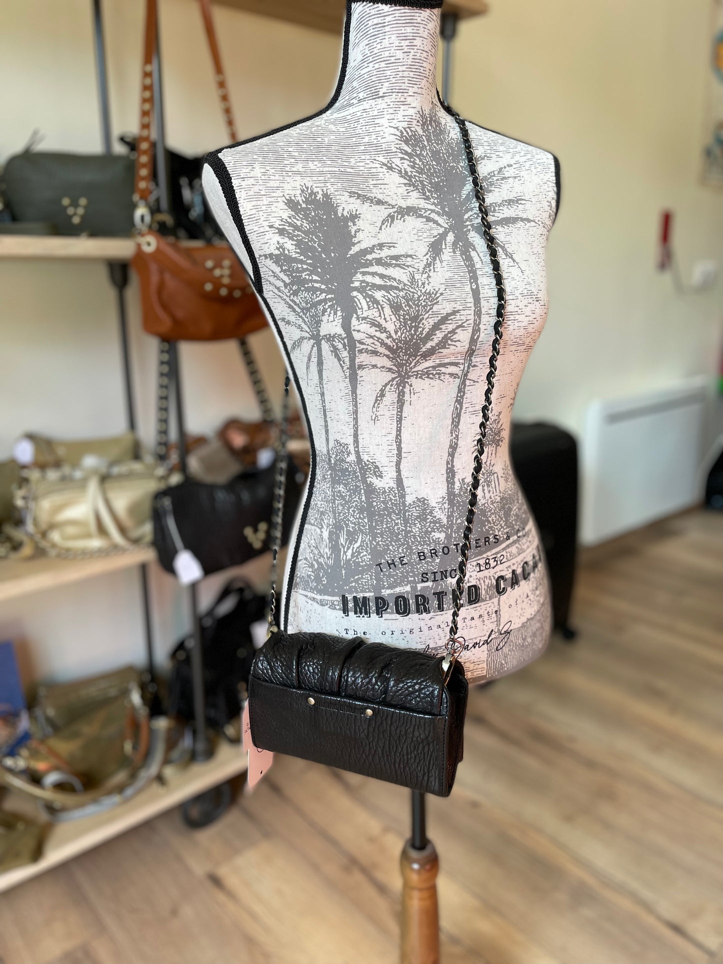 Le Micro Love Bubble Black Virginie Darling