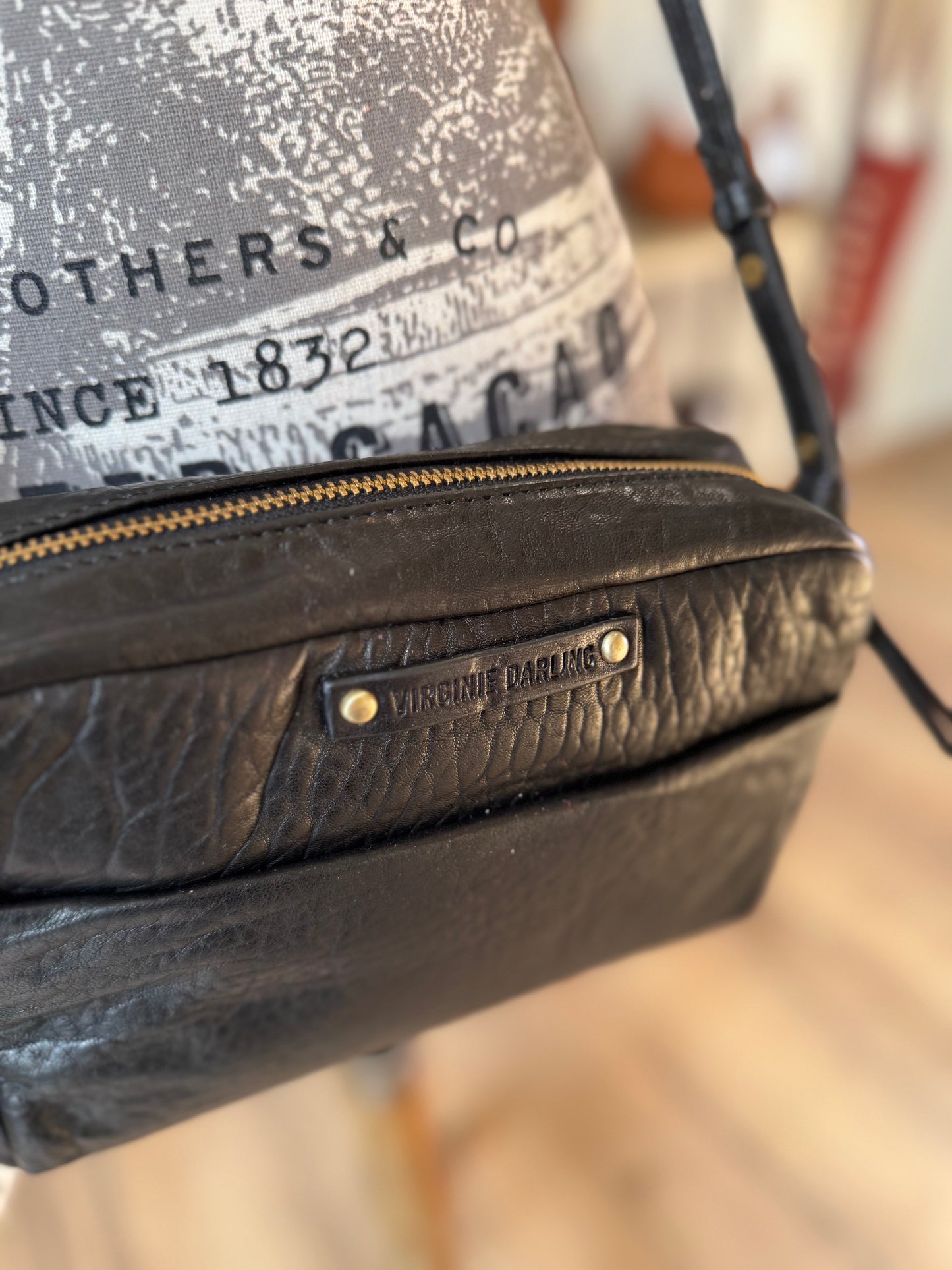 SAC MAKE-ME UP MEDIUM ROCK NOIR