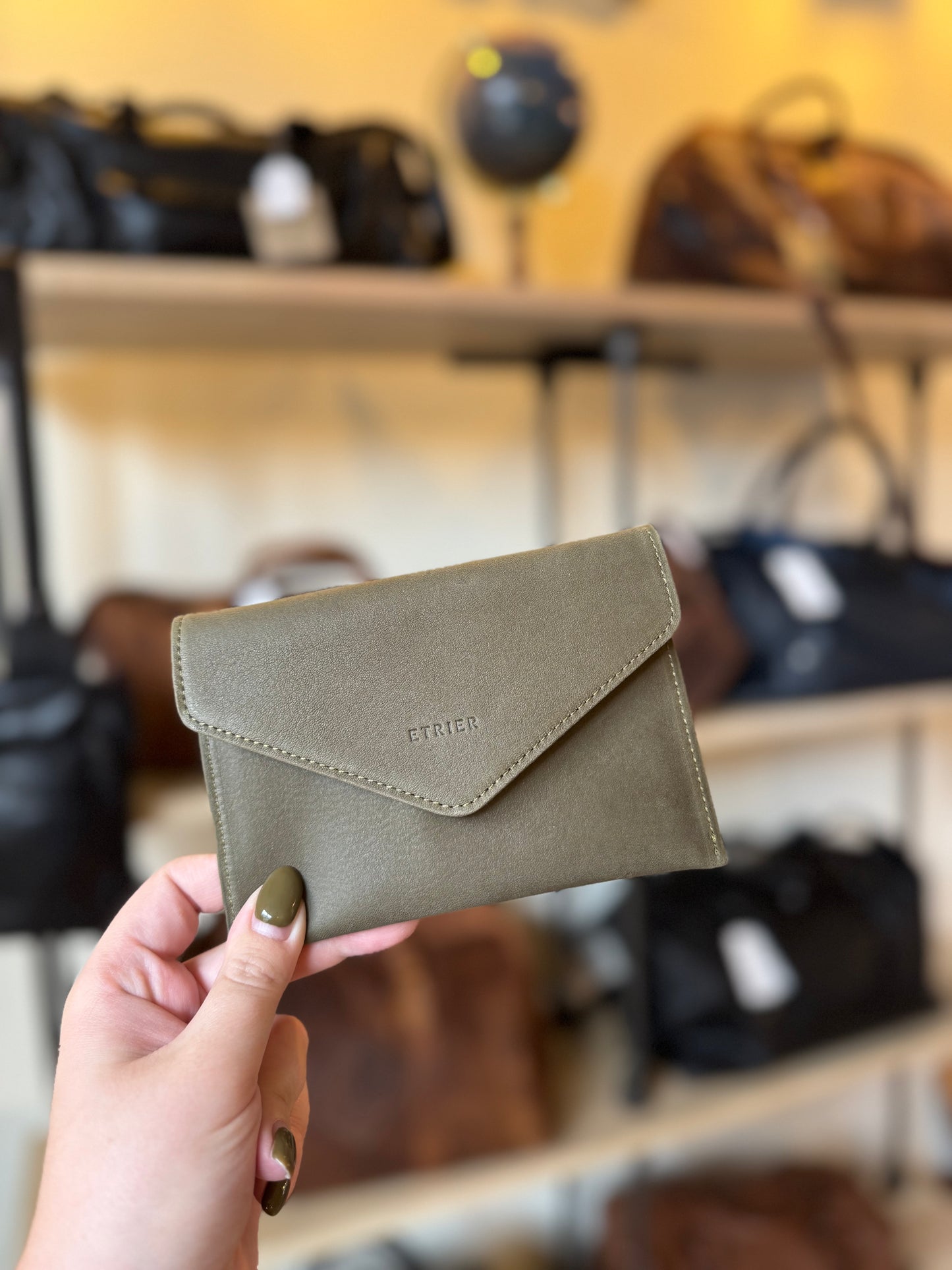 Porte-papiers en cuir kaki ligne Oil - Etrier
