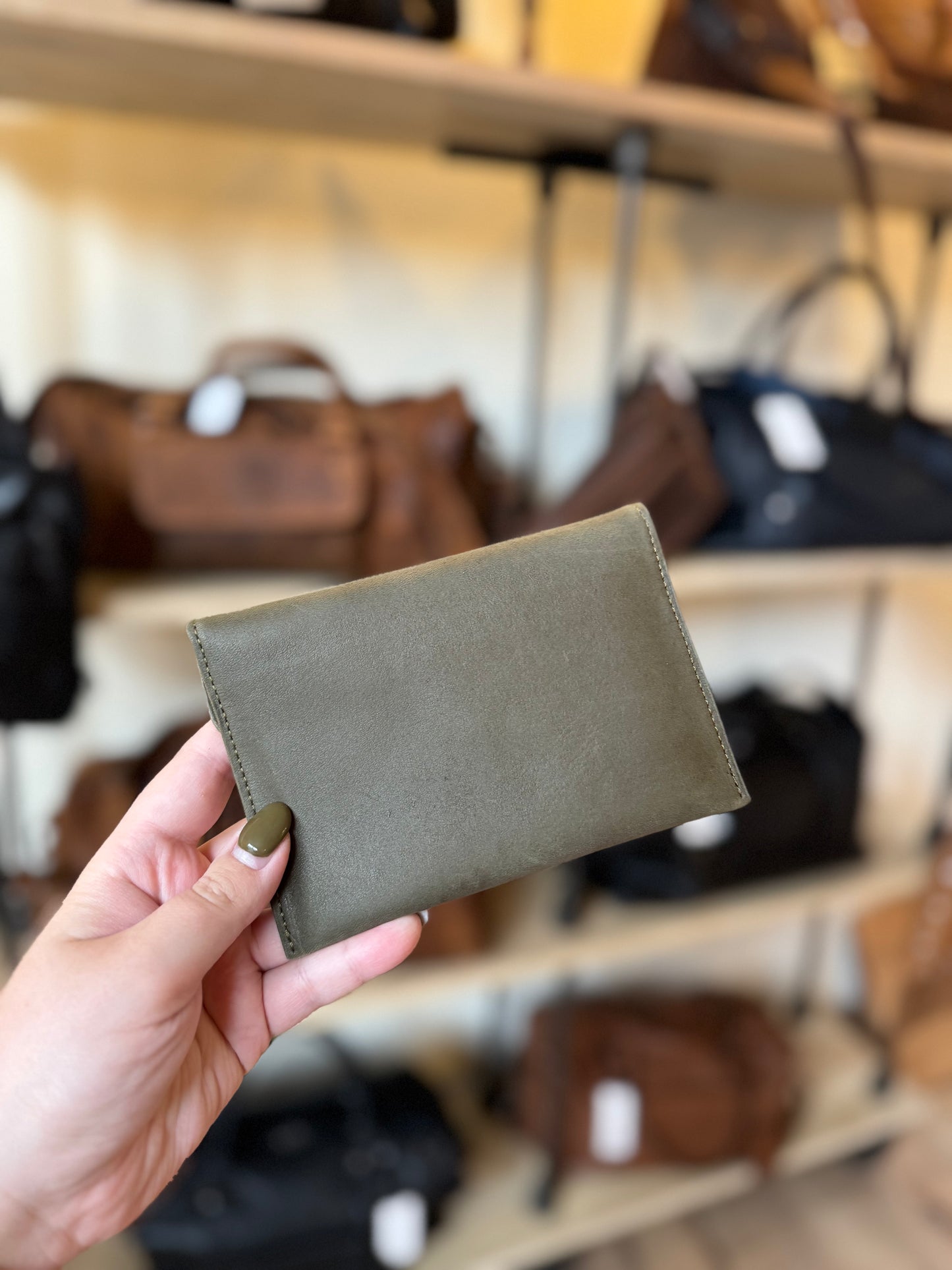 Porte-papiers en cuir kaki ligne Oil - Etrier