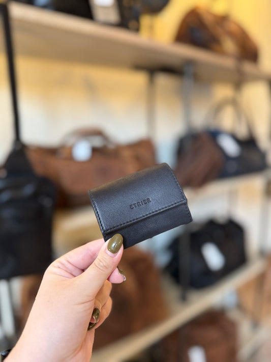 Petit porte-monnaie en cuir noir ligne Oil - Etrier