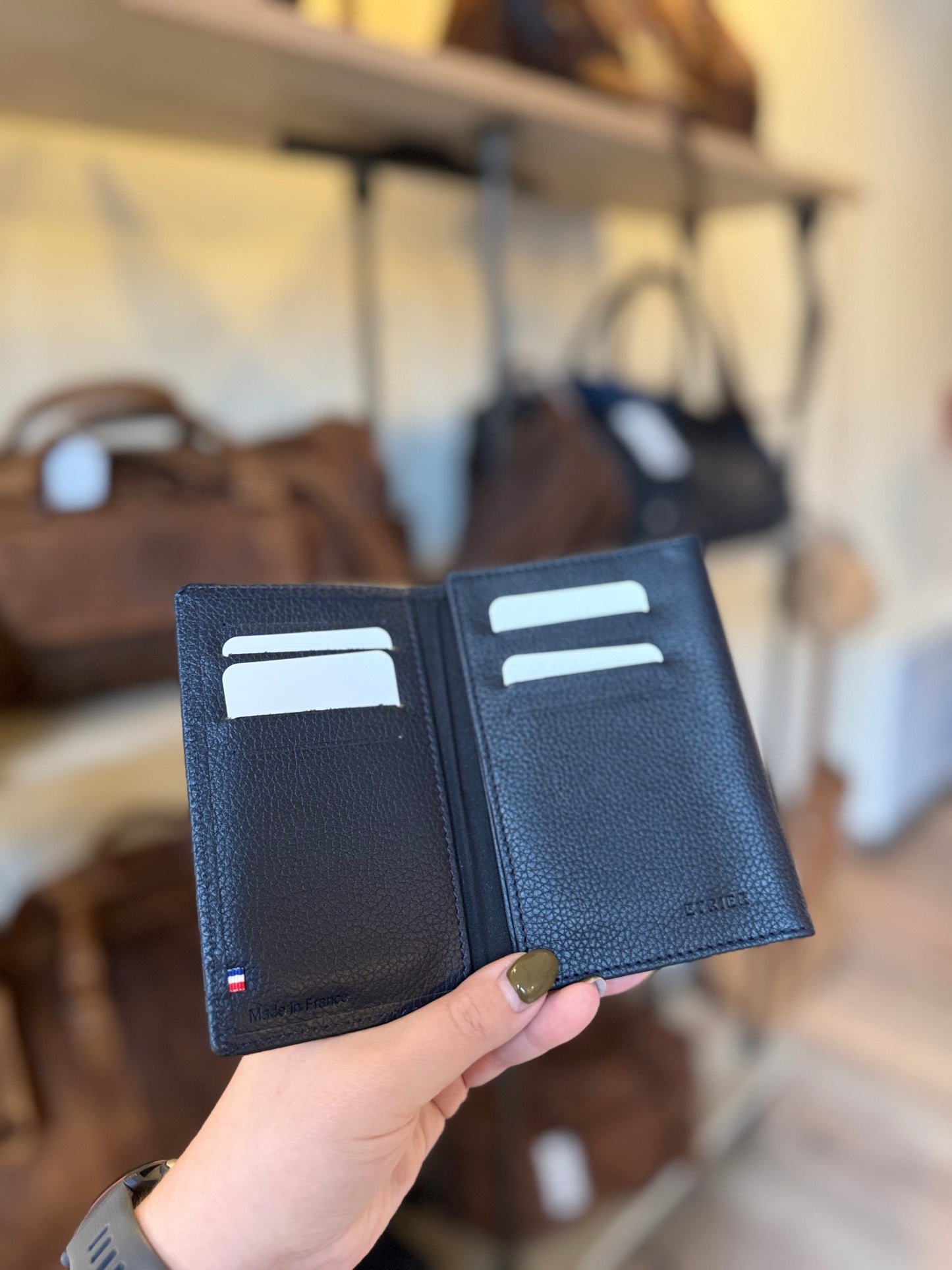 Porte-papiers/porte-cartes en cuir  marine ligne Madras - Étrier