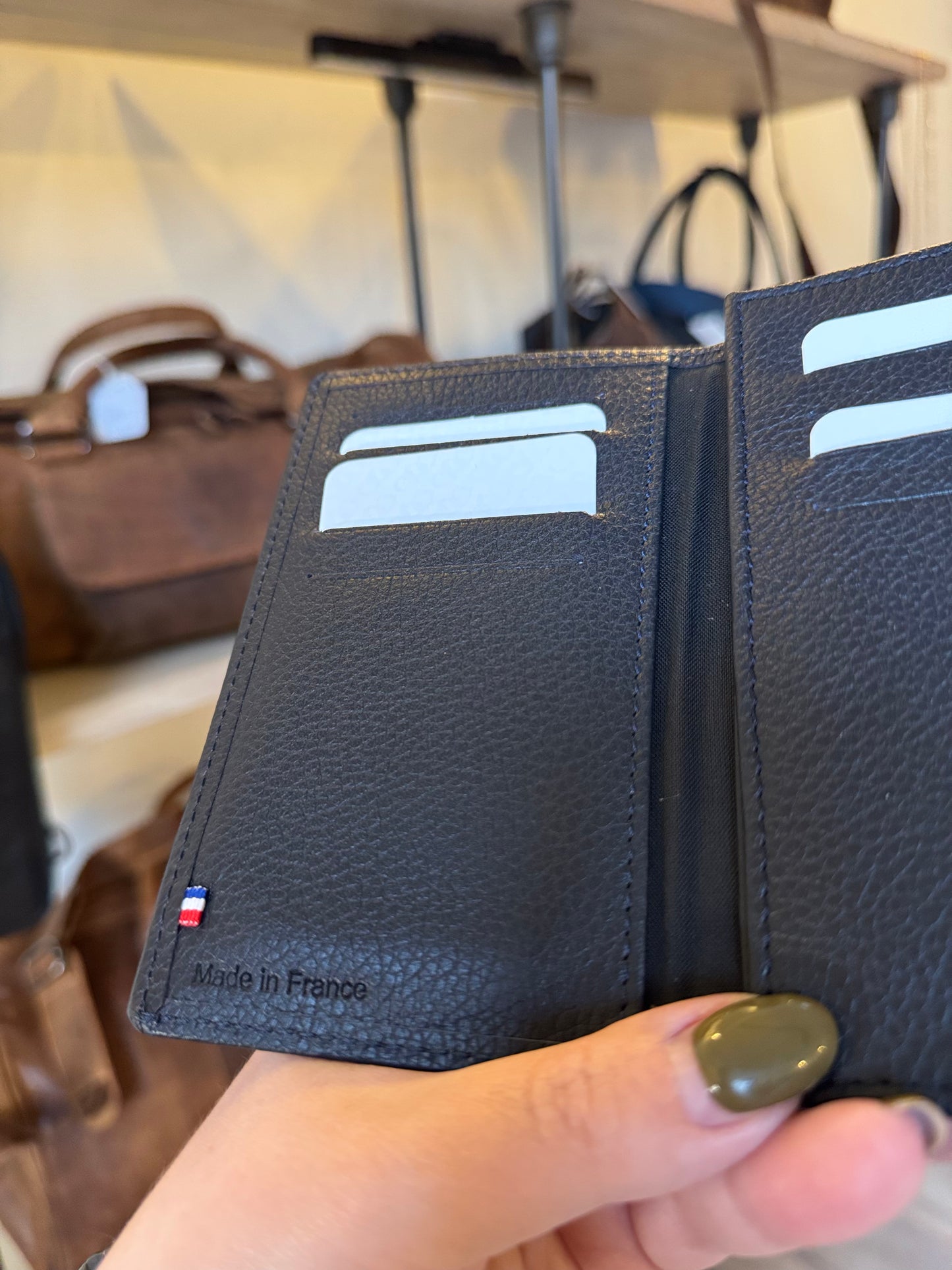 Porte-papiers/porte-cartes en cuir  marine ligne Madras - Étrier
