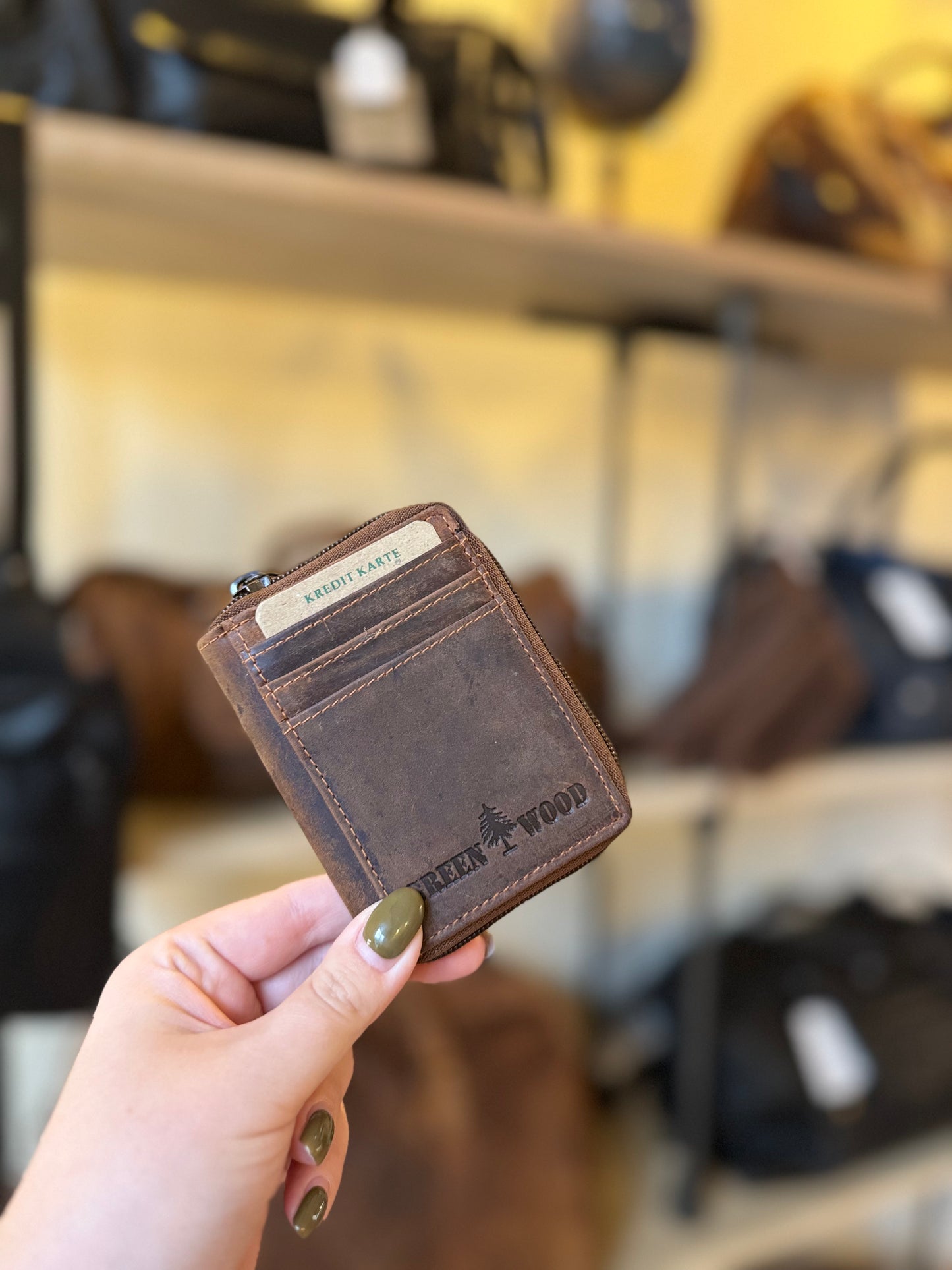 Porte monnaie /Porte cartes en cuir vintage GREEN WOOD