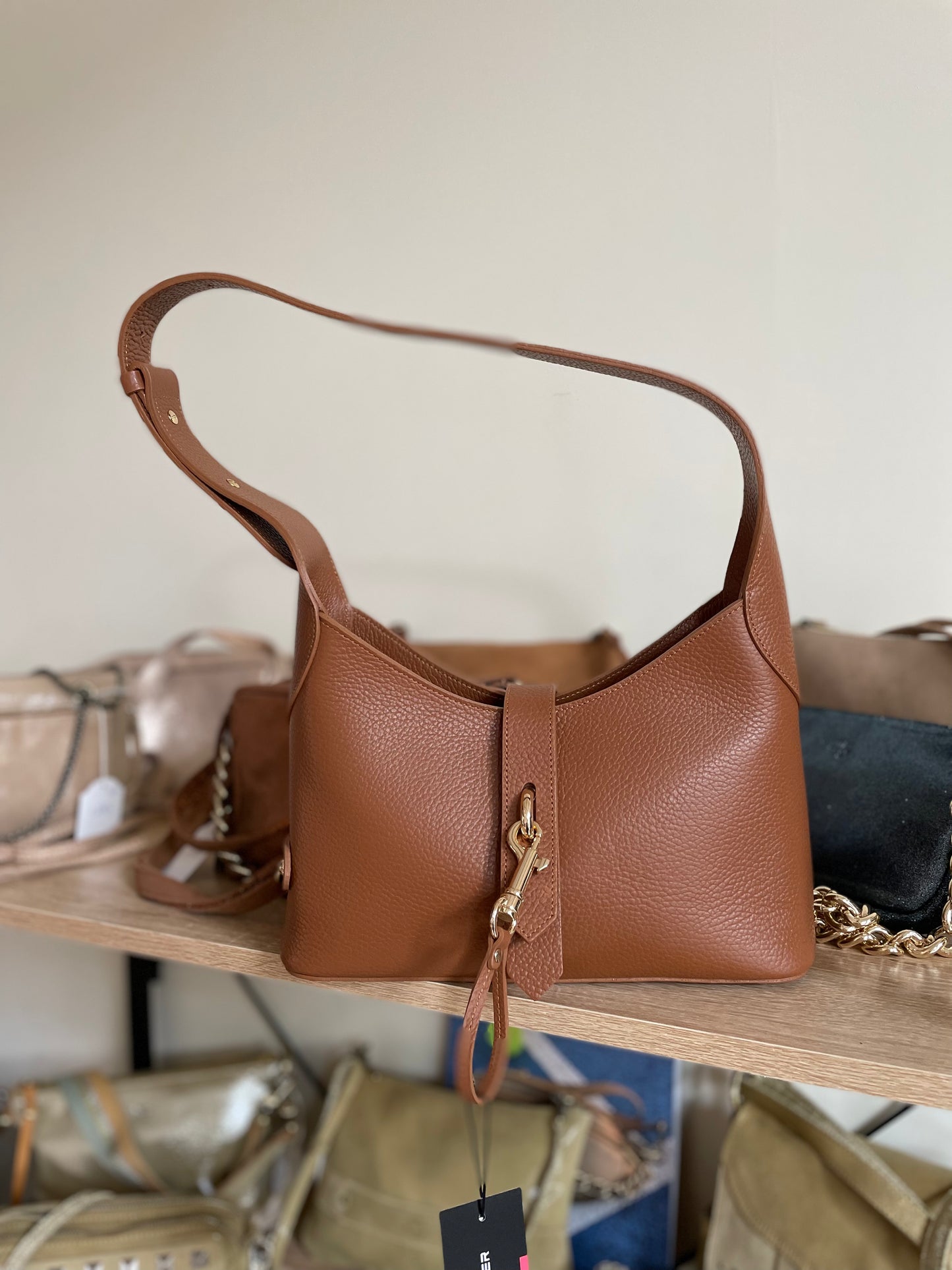 Sac Hobo ligne foulonné coloris Camel - Lancaster